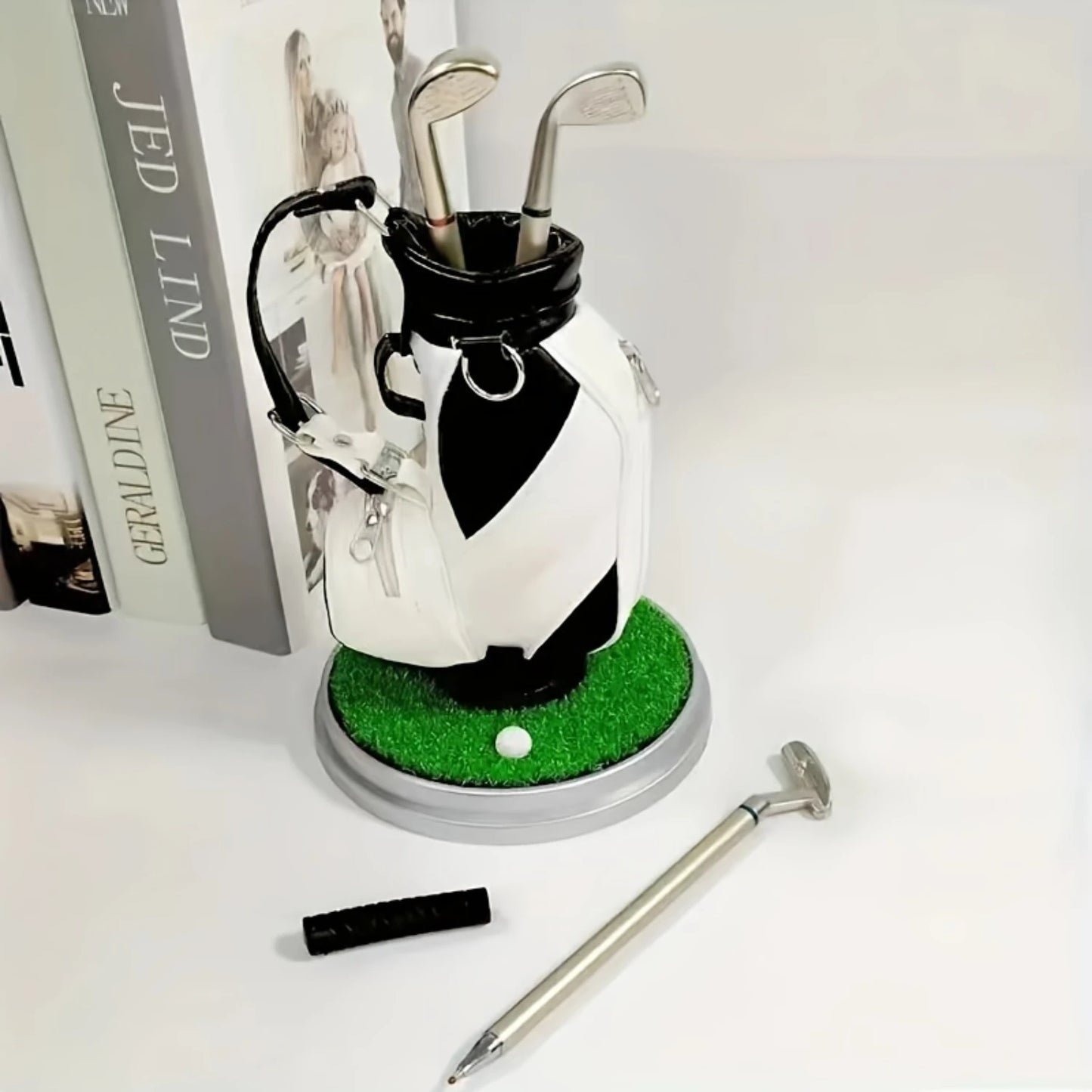 Creative Golf Gift Bag Pen Holder, PU & Zinc Alloy, with 3 Pens, Golf Office Gift Table Accessories, Great for Birthday & Novelt
